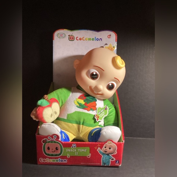 CoComelon Other - CoComelon Snack Time Doll - Green and Red